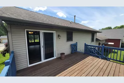 715 Cherry Tree Lane, Genoa, IL 60135 - Photo 8