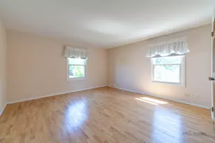 255 Lee Rd, Northbrook, IL 60062 - Photo 24