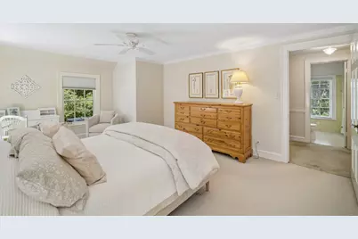 1342 Larrabee Lane, Northbrook, IL 60062 - Photo 18