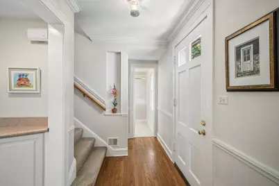 1342 Larrabee Lane, Northbrook, IL 60062 - Photo 8