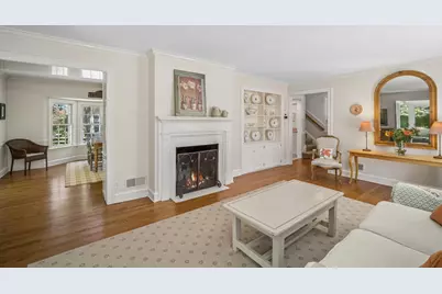1342 Larrabee Lane, Northbrook, IL 60062 - Photo 6