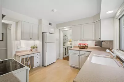 1342 Larrabee Lane, Northbrook, IL 60062 - Photo 10