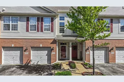 8132 Concord Lane #E, Justice, IL 60458 - Photo 1