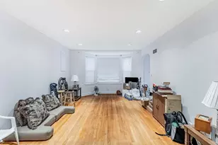 5621 N Drake Ave, Chicago, IL 60659 - Photo 4