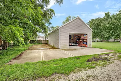 307 W Main Street, Gardner, IL 60424 - Photo 32