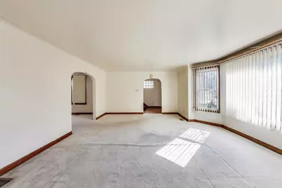 5636 W Augusta Boulevard, Chicago, IL 60651 - Photo 6