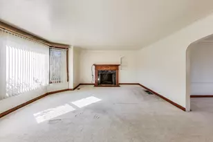 5636 W Augusta Blvd, Chicago, IL 60651 - Photo 4