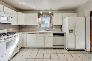 5636 W Augusta Blvd, Chicago, IL 60651 - Photo 10