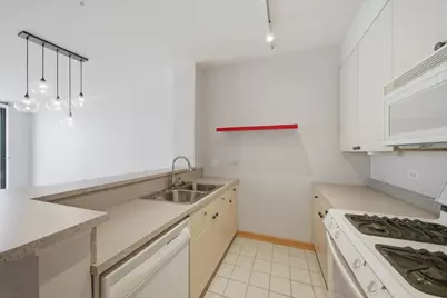 330 N Jefferson Street #1606, Chicago, IL 60661 - Photo 6