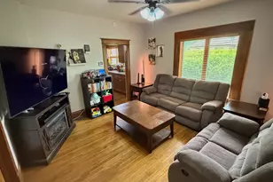 127 N Kenosha Ave, Oglesby, IL 61348 - Photo 4