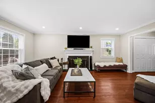 2314 Simpson St, Evanston, IL 60201 - Photo 4