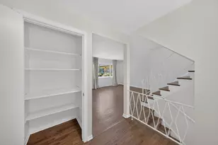 215 Dodge Ave, Evanston, IL 60202 - Photo 10