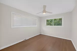215 Dodge Ave, Evanston, IL 60202 - Photo 18
