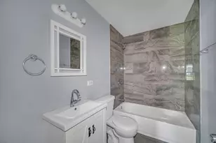 1305 Wilson Ct, Zion, IL 60099 - Photo 16