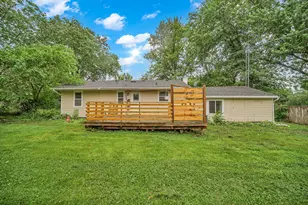 1305 Wilson Ct, Zion, IL 60099 - Photo 24