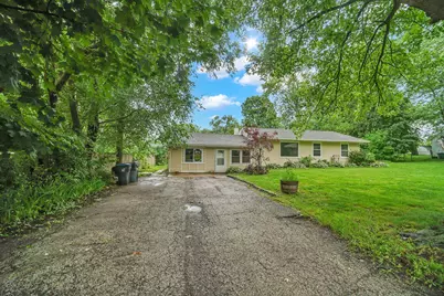 1305 Wilson Court, Zion, IL 60099 - Photo 4