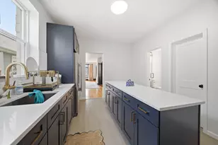 13009 Chicago St, Blue Island, IL 60406 - Photo 4