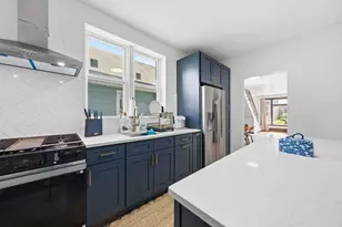 13009 Chicago St, Blue Island, IL 60406 - Photo 6