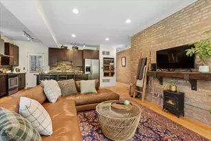 746 W Cornelia Ave, Chicago, IL 60657 - Photo 4