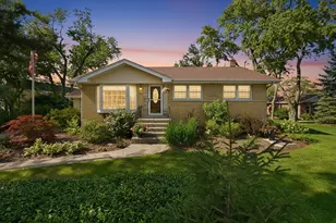 24 W 168th St, South Holland, IL 60473 - Photo 1