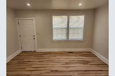 2304 S 4th Street, Rockford, IL 61104 - Photo 4