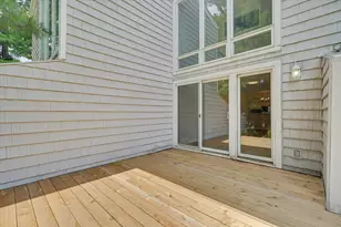 2046 Blackthorn Dr, Champaign, IL 61821 - Photo 30