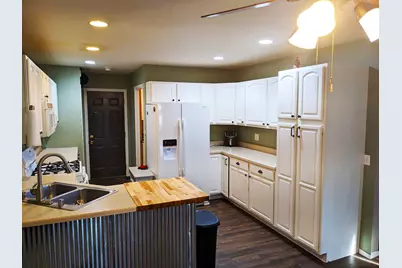 205 S Hossack Street, Seneca, IL 61360 - Photo 22