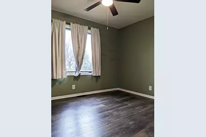 205 S Hossack Street, Seneca, IL 61360 - Photo 14