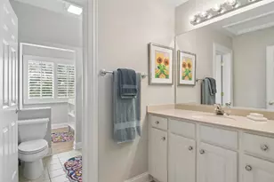 672 S Balmoral Ct, Lake Forest, IL 60045 - Photo 36