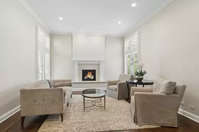 672 S Balmoral Court, Lake Forest, IL 60045 - Photo 10