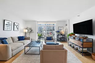 21 W Chestnut St, Chicago, IL 60611 - Photo 10