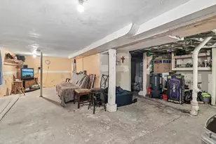 2134 Grove Ave, North Chicago, IL 60064 - Photo 30