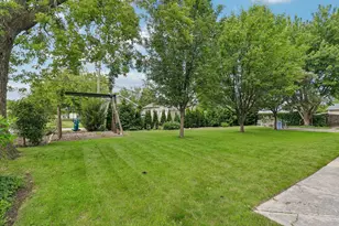 2134 Grove Ave, North Chicago, IL 60064 - Photo 32