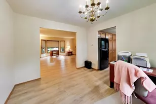 745 Newberry Dr, Batavia, IL 60510 - Photo 10