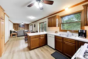 745 Newberry Dr, Batavia, IL 60510 - Photo 14