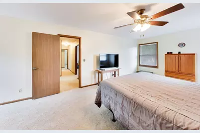 745 Newberry Drive, Batavia, IL 60510 - Photo 24