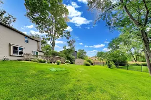 745 Newberry Dr, Batavia, IL 60510 - Photo 44