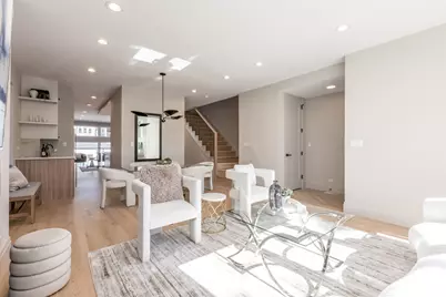 5747 N Maplewood Avenue, Chicago, IL 60659 - Photo 6