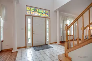 18421 W Meander Dr, Grayslake, IL 60030 - Photo 4
