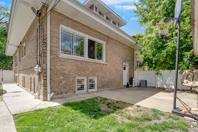 1803 S Austin Boulevard, Cicero, IL 60804 - Photo 24