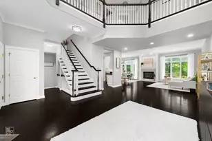 1537 W Rue James Pl, Palatine, IL 60067 - Photo 2