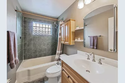 410 E Huntington Lane, Elmhurst, IL 60126 - Photo 20