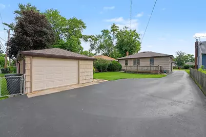 18338 Ridgewood Avenue, Lansing, IL 60438 - Photo 24