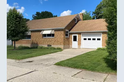 279 N State Street, Hampshire, IL 60140 - Photo 1
