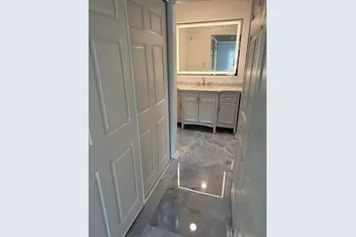 2S727 Williamsburg Court, Oak Brook, IL 60523 - Photo 10