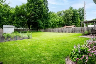 307 S Washington St, Hudson, IL 61748 - Photo 38