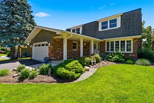 837 62nd St, Downers Grove, IL 60516 - Photo 2