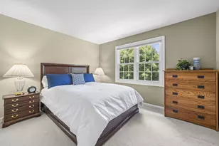 184 Red Top Dr, Libertyville, IL 60048 - Photo 8