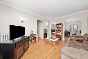 432 Harrison St, Oak Park, IL 60304 - Photo 2