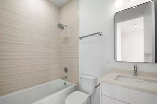1331 W Taylor St, Chicago, IL 60607 - Photo 20